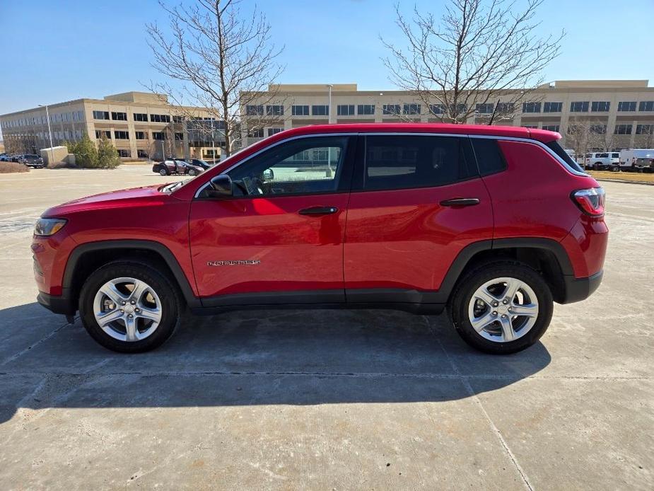 new 2023 Jeep Compass car, priced at $28,000