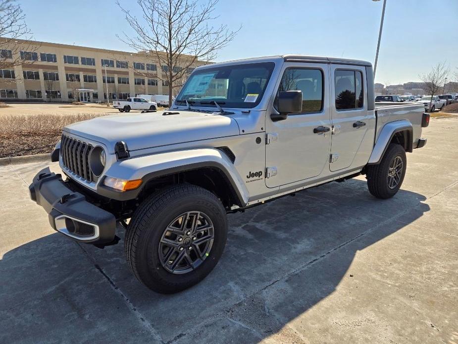 new 2024 Jeep Gladiator car, priced at $41,951