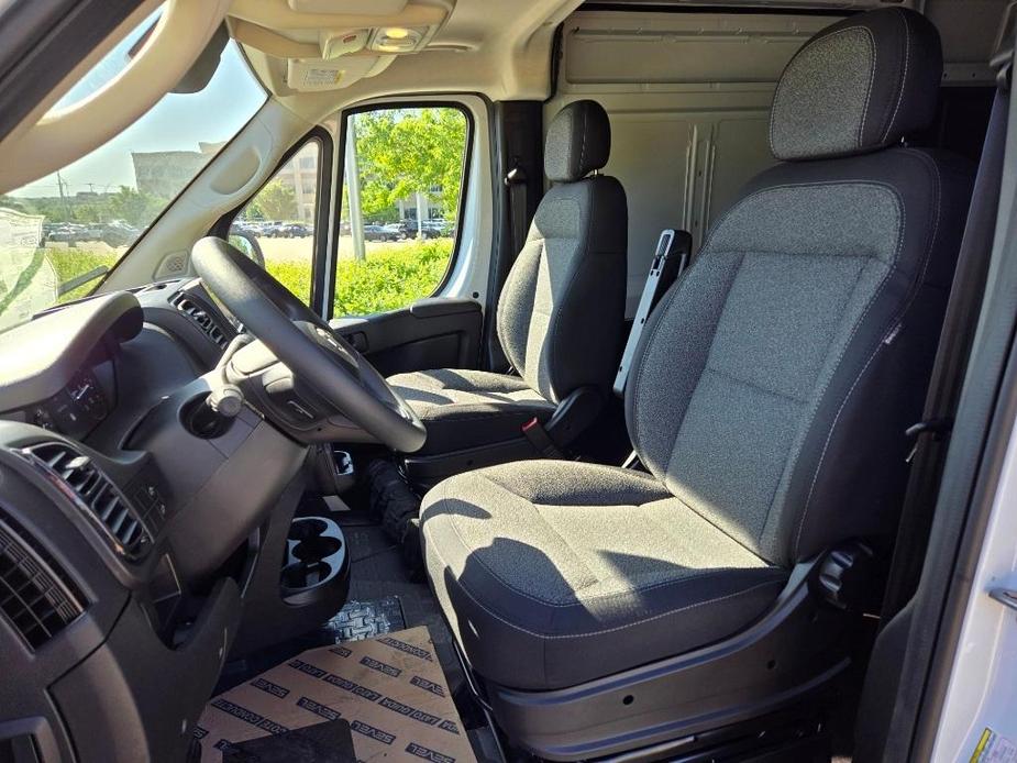 new 2024 Ram ProMaster 2500 car, priced at $44,681