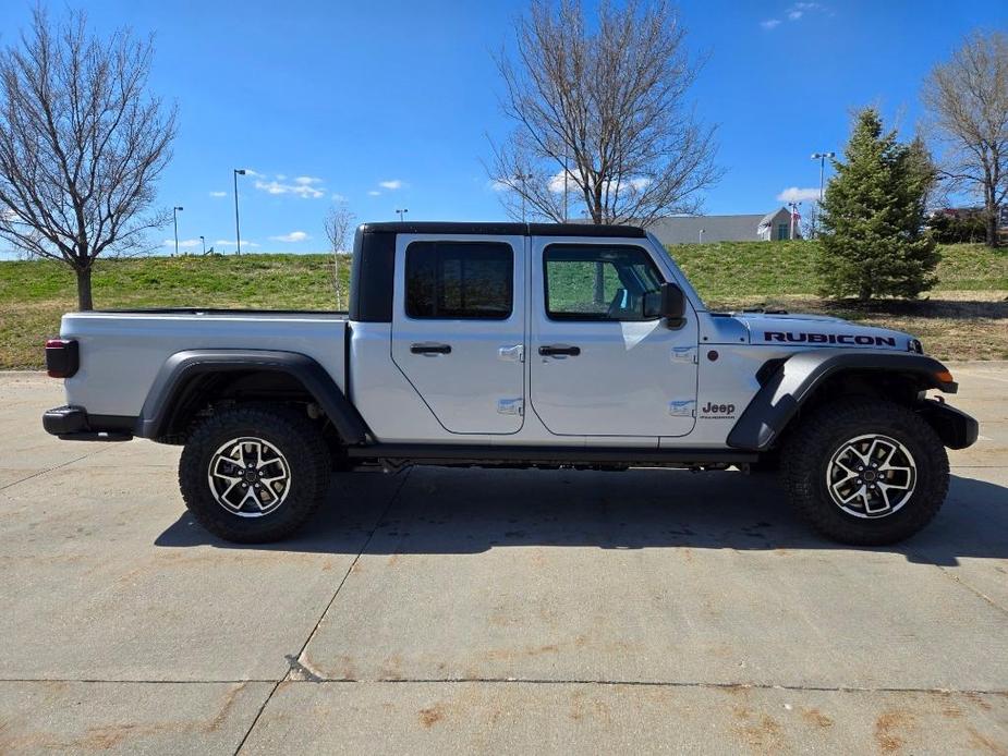 new 2024 Jeep Gladiator car, priced at $55,742