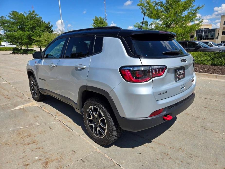 new 2024 Jeep Compass car, priced at $32,891