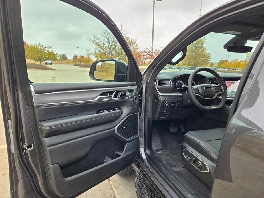 new 2024 Jeep Wagoneer car, priced at $73,923