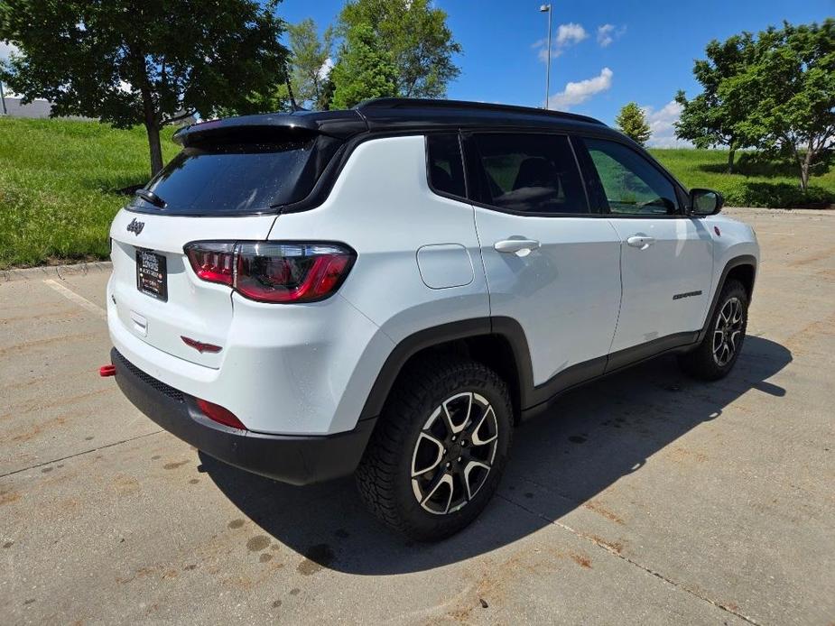 new 2024 Jeep Compass car, priced at $32,343