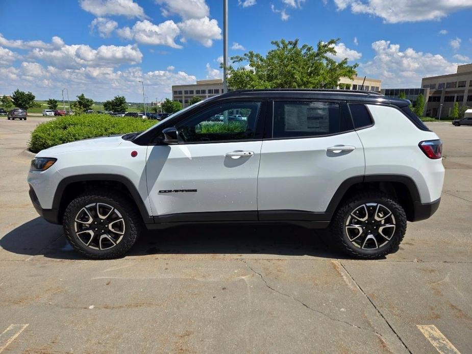 new 2024 Jeep Compass car, priced at $32,343