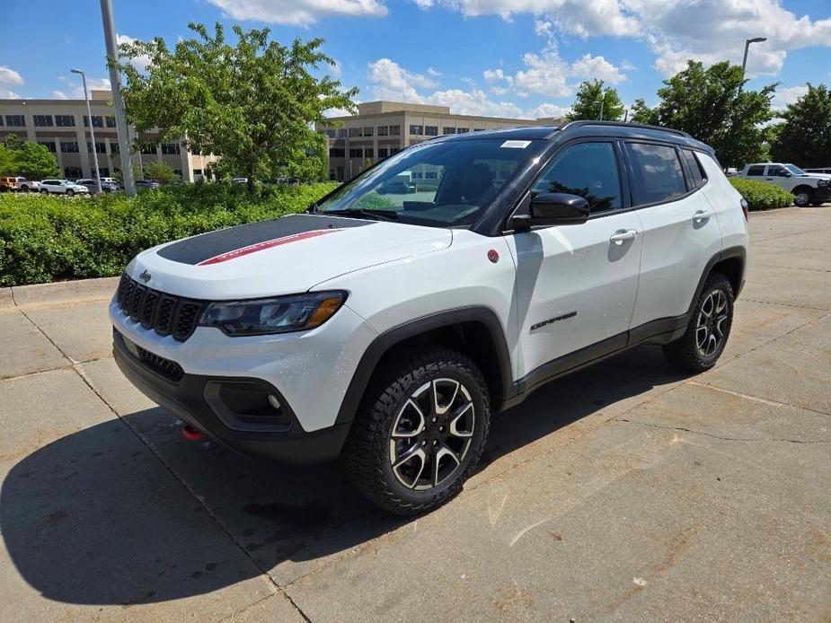 new 2024 Jeep Compass car, priced at $32,343