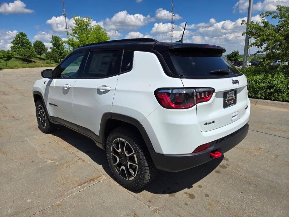 new 2024 Jeep Compass car, priced at $32,343