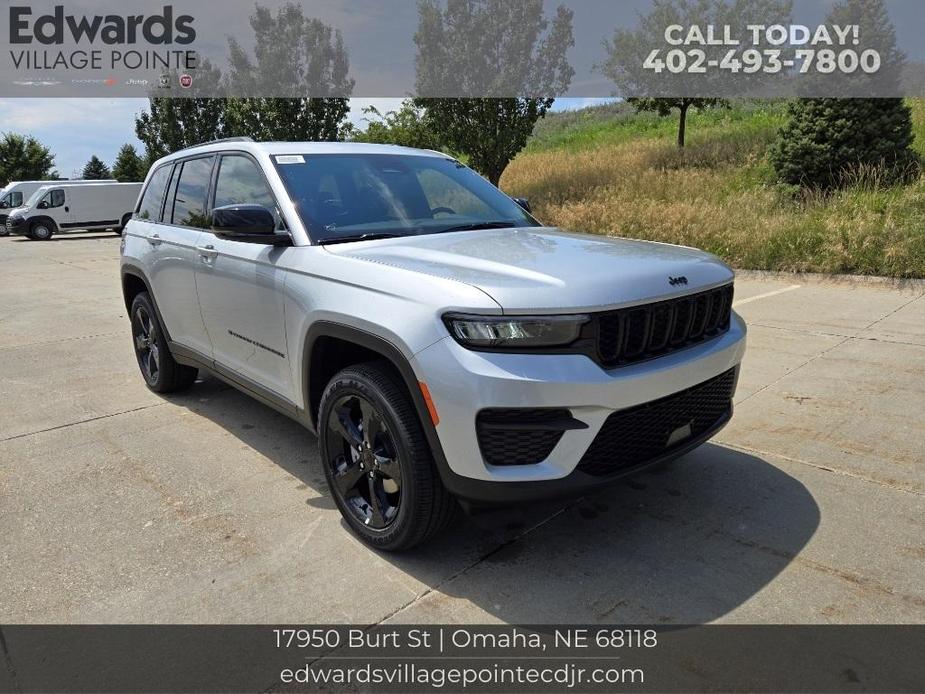 new 2024 Jeep Grand Cherokee car, priced at $41,842