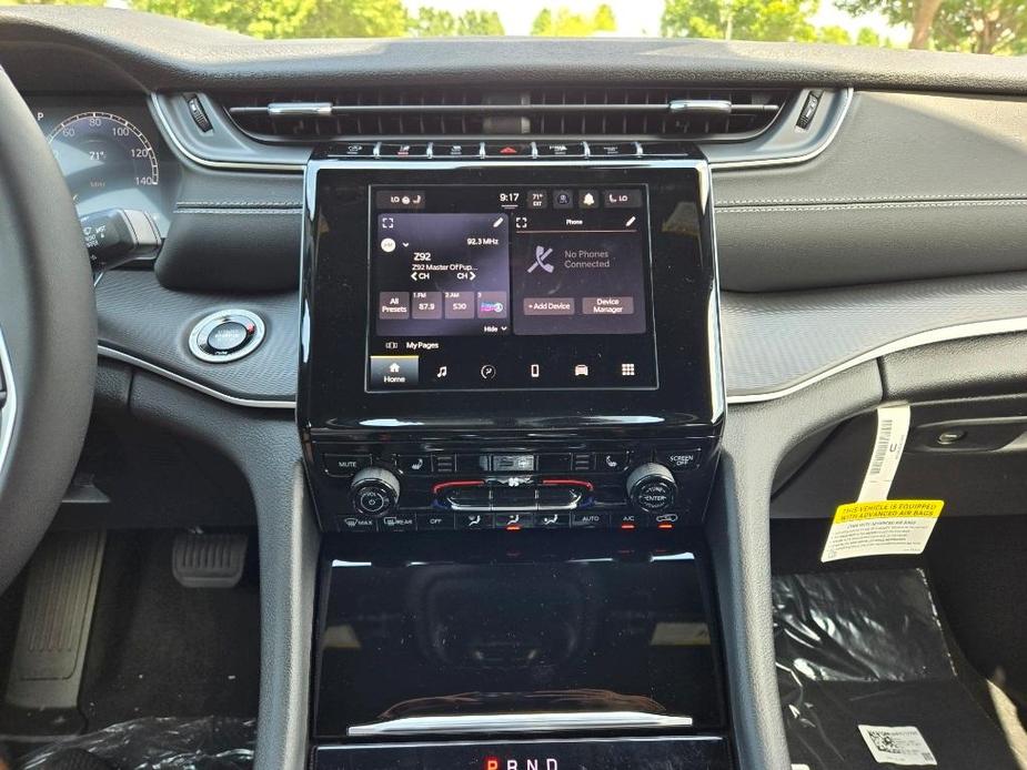 new 2024 Jeep Grand Cherokee car, priced at $41,842