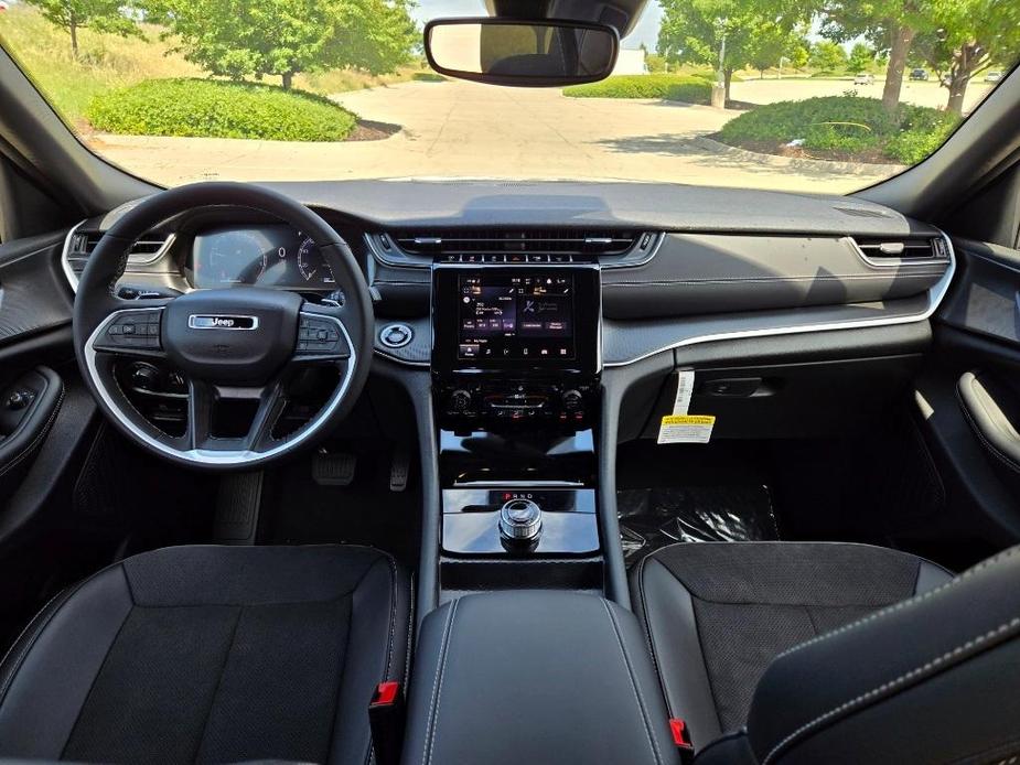 new 2024 Jeep Grand Cherokee car, priced at $41,842