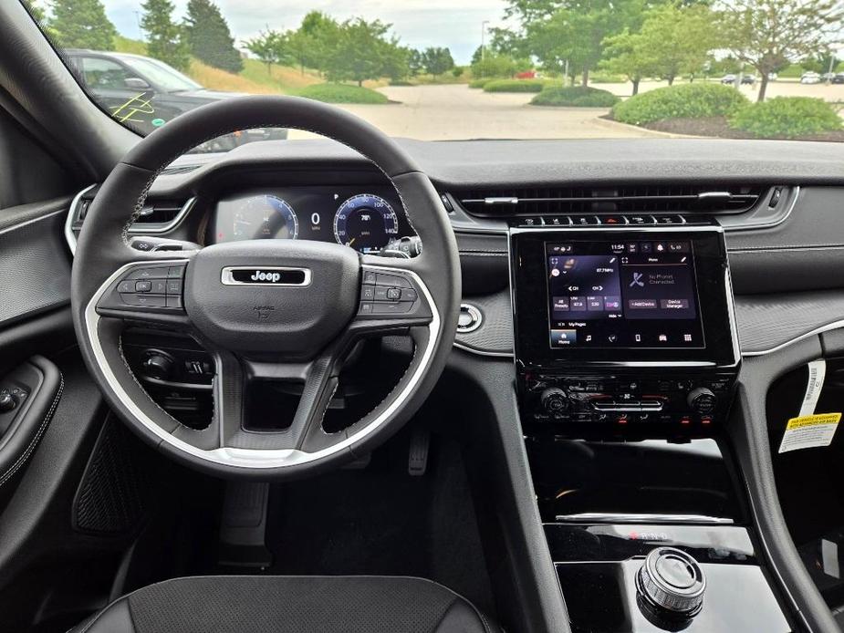 new 2024 Jeep Grand Cherokee car, priced at $39,376