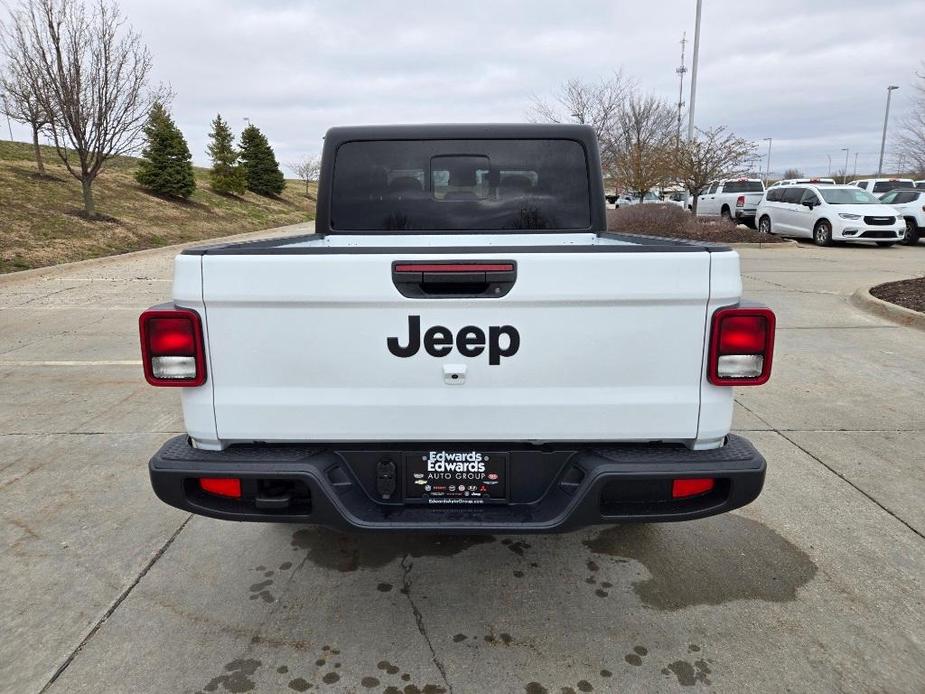 new 2024 Jeep Gladiator car, priced at $41,415