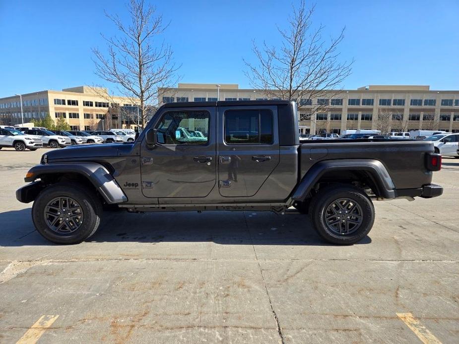 new 2024 Jeep Gladiator car, priced at $41,951