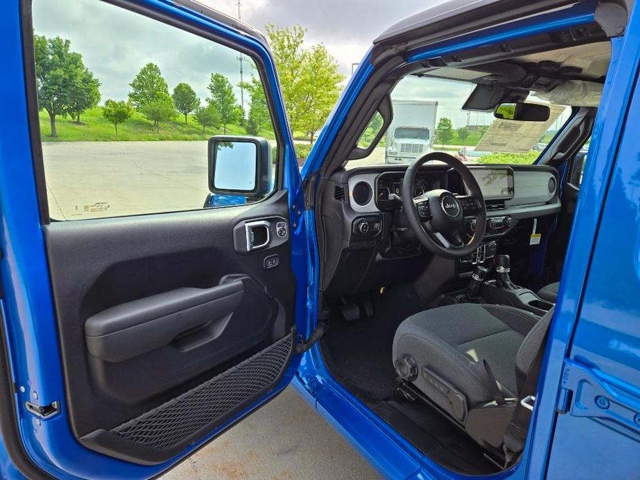 new 2024 Jeep Gladiator car, priced at $41,951