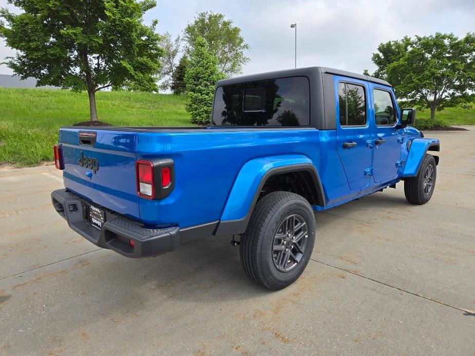 new 2024 Jeep Gladiator car, priced at $41,951