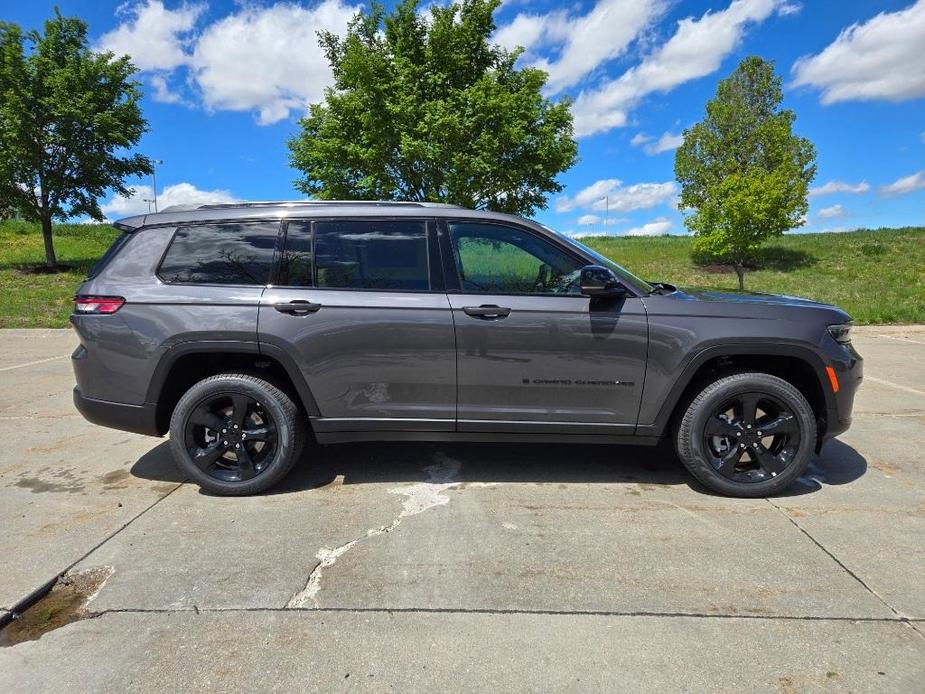 new 2024 Jeep Grand Cherokee L car, priced at $45,644