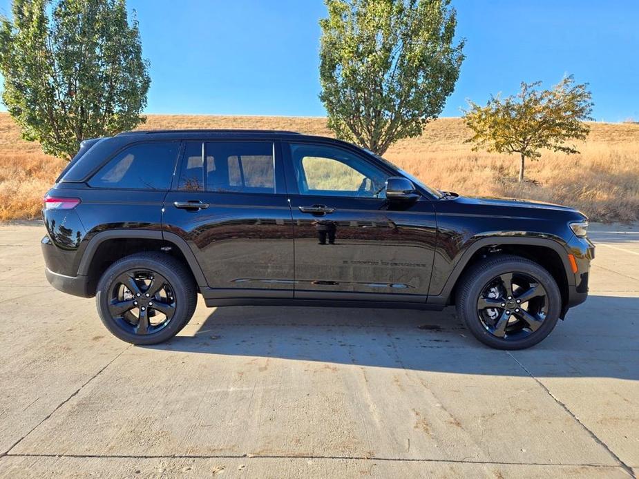 new 2025 Jeep Grand Cherokee car