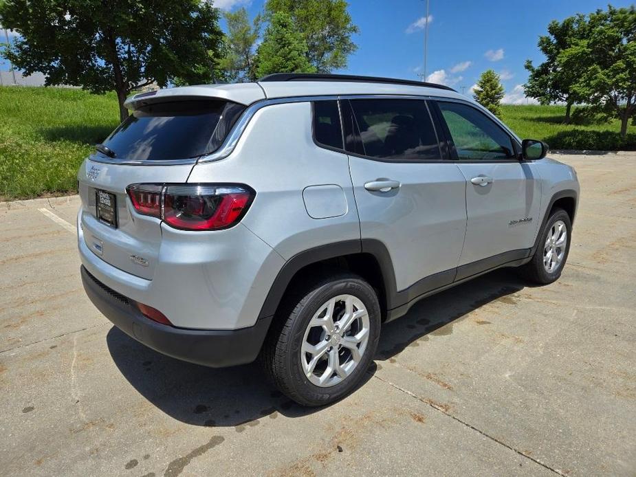 new 2024 Jeep Compass car, priced at $25,875