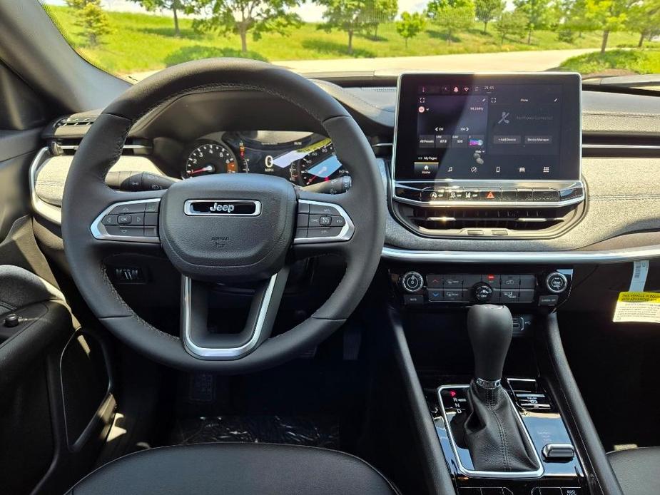 new 2024 Jeep Compass car, priced at $25,875