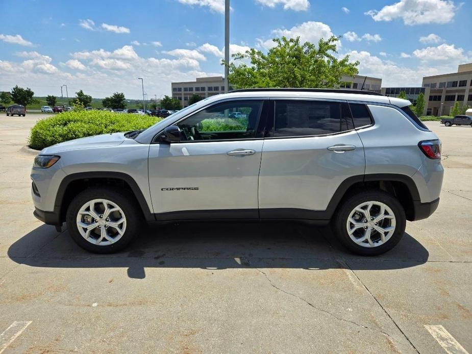 new 2024 Jeep Compass car, priced at $25,875