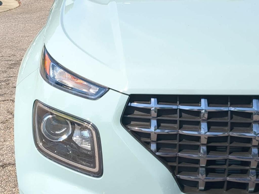 new 2025 Hyundai Venue car, priced at $23,738