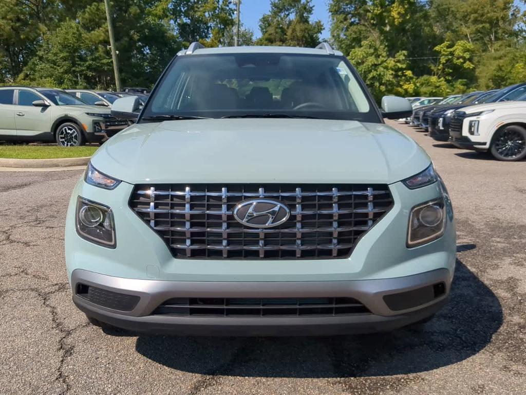 new 2025 Hyundai Venue car, priced at $23,738