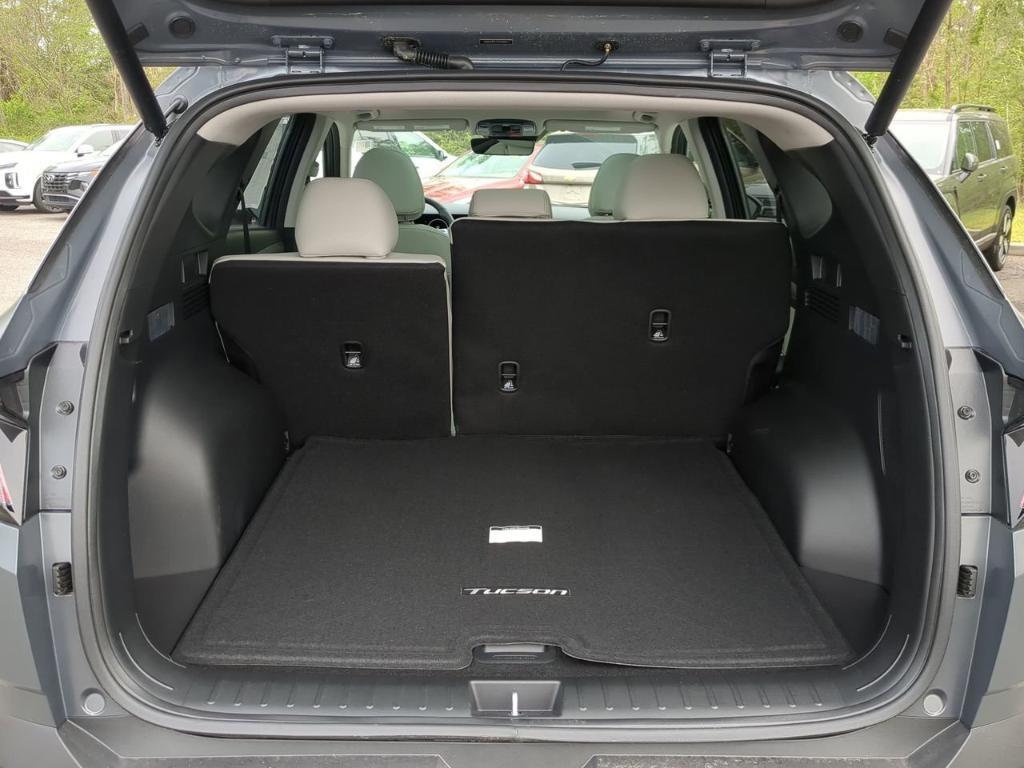 new 2025 Hyundai Tucson car, priced at $41,705