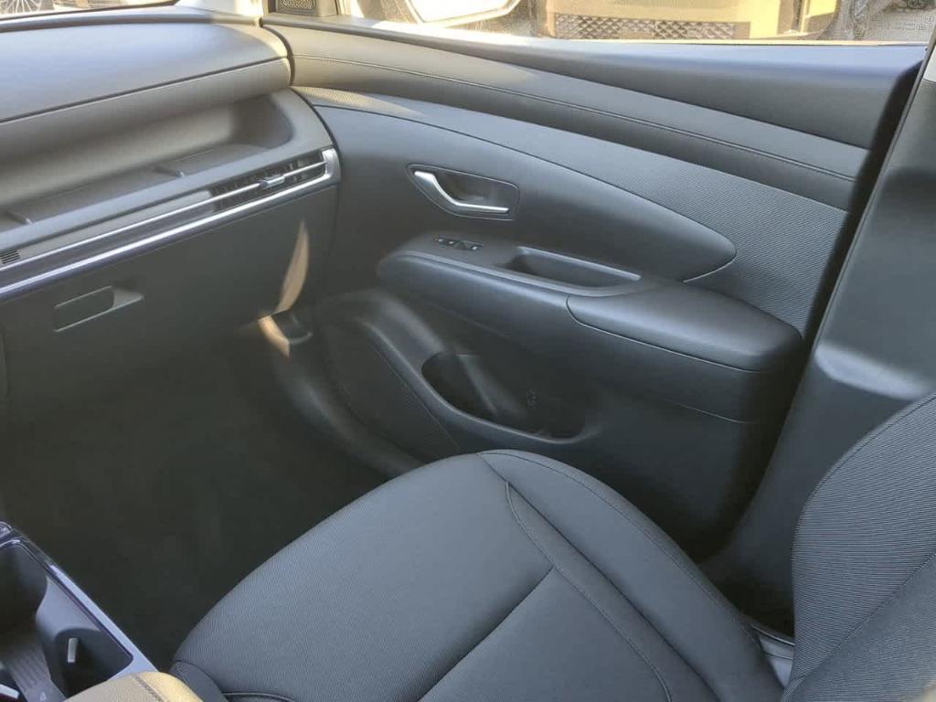 used 2025 Hyundai TUCSON Hybrid car, priced at $32,988