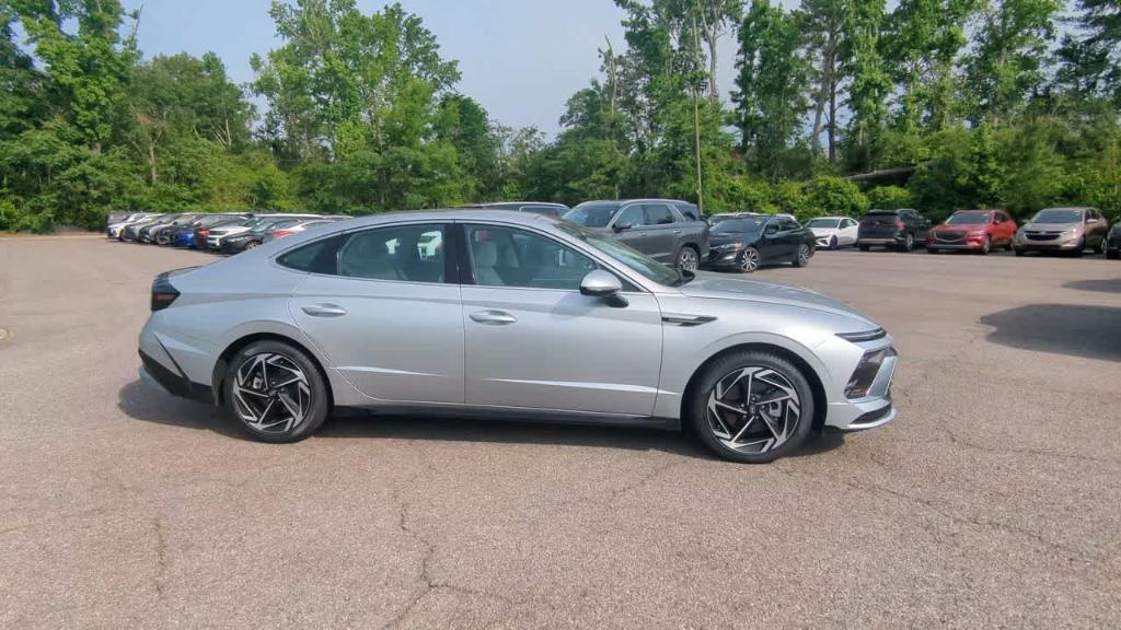 used 2024 Hyundai Sonata car, priced at $27,499