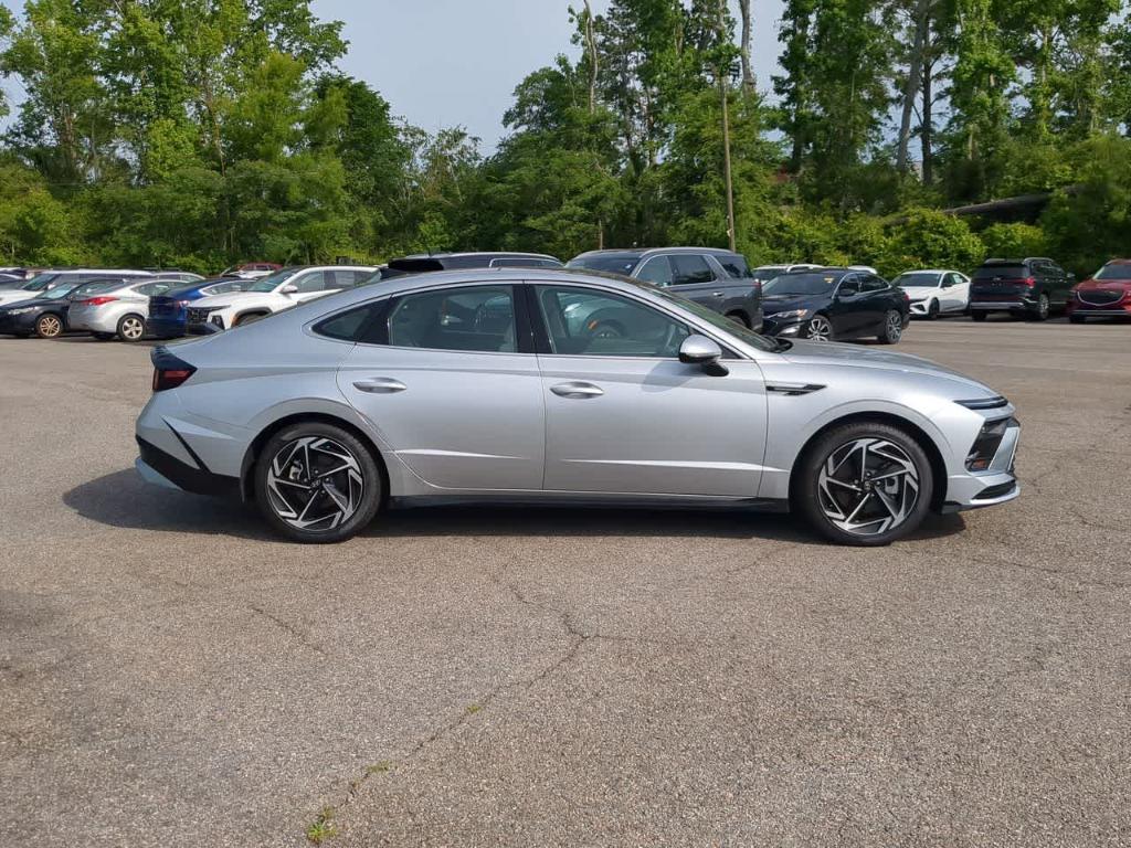used 2024 Hyundai Sonata car, priced at $27,499