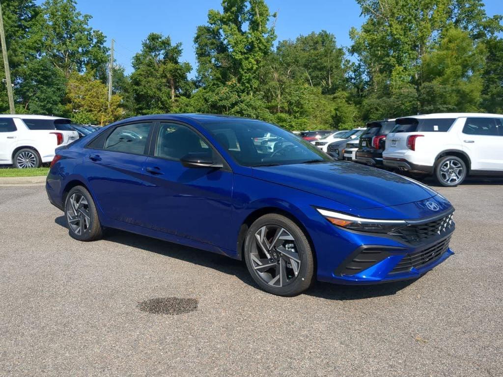 new 2025 Hyundai Elantra car, priced at $25,035