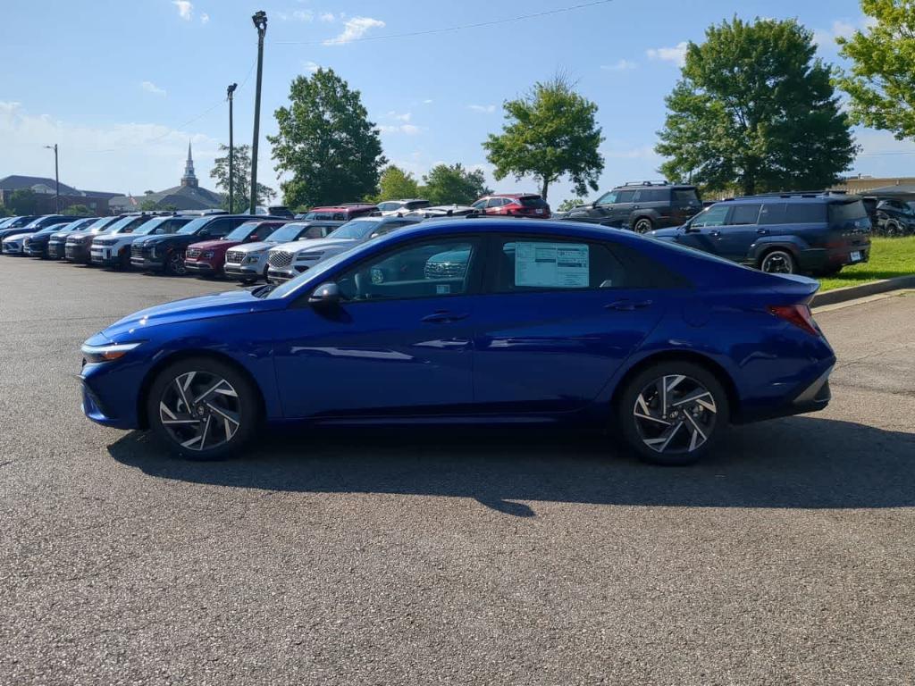 new 2025 Hyundai Elantra car, priced at $25,035