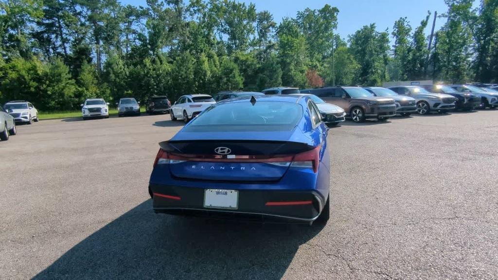 new 2025 Hyundai Elantra car, priced at $25,035