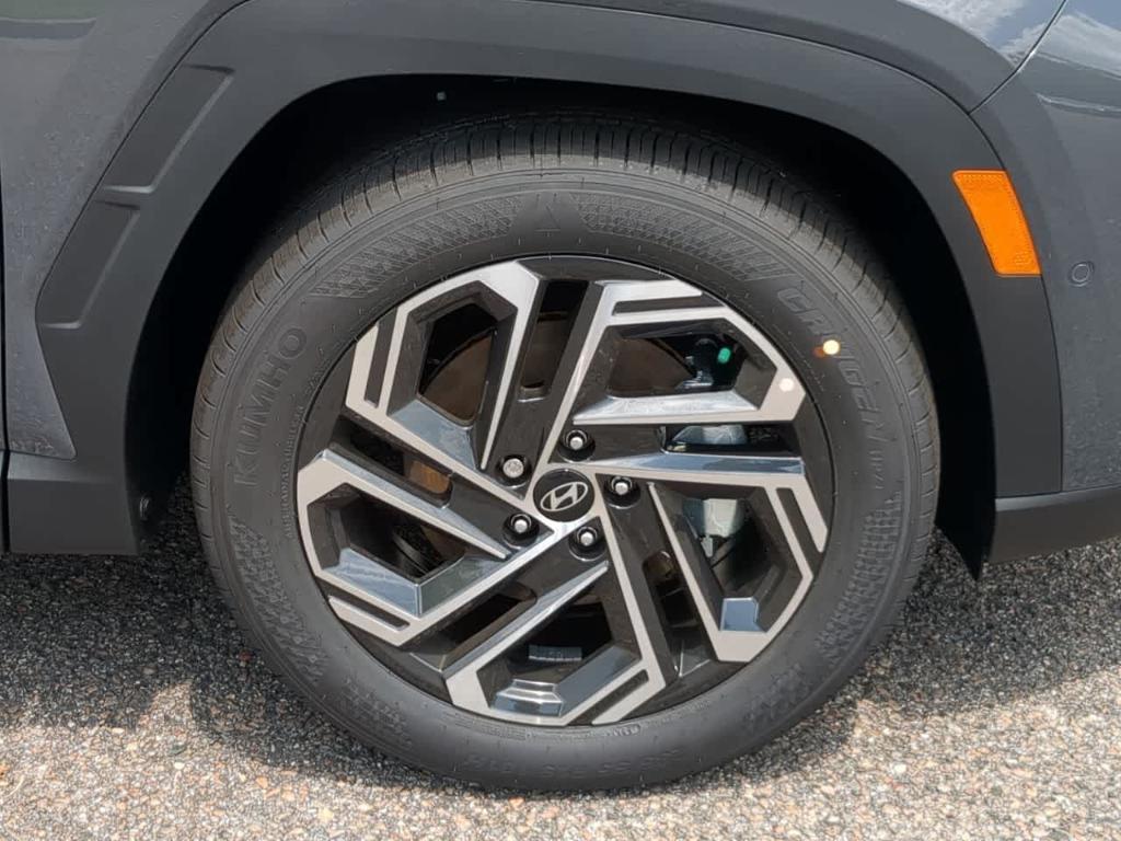new 2025 Hyundai Tucson car, priced at $40,690