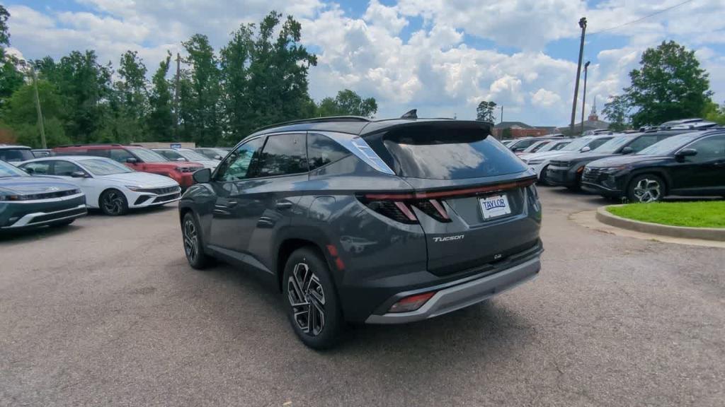 new 2025 Hyundai Tucson car, priced at $40,690