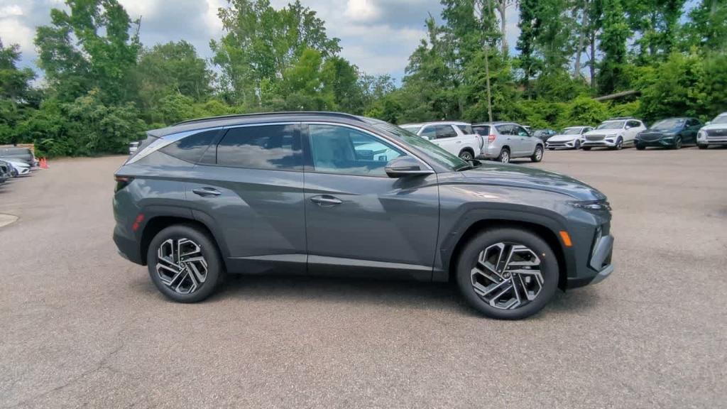 new 2025 Hyundai Tucson car, priced at $40,690