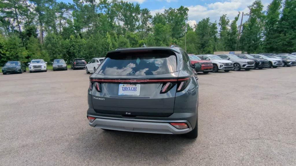 new 2025 Hyundai Tucson car, priced at $36,938