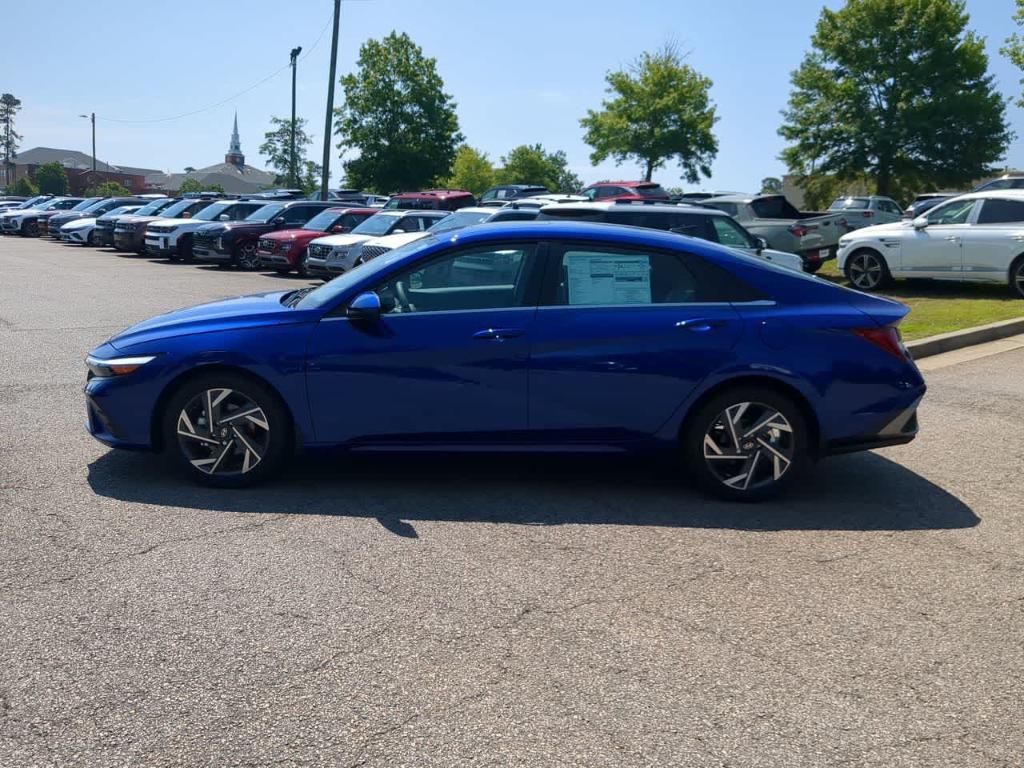 new 2025 Hyundai Elantra car, priced at $27,585