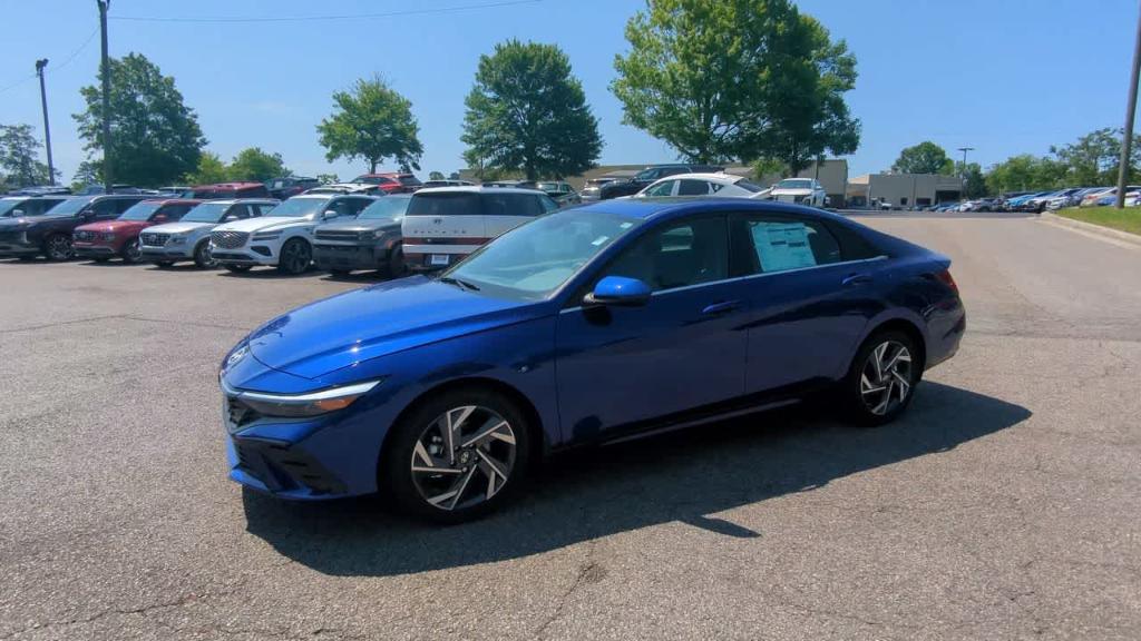 new 2025 Hyundai Elantra car, priced at $27,585