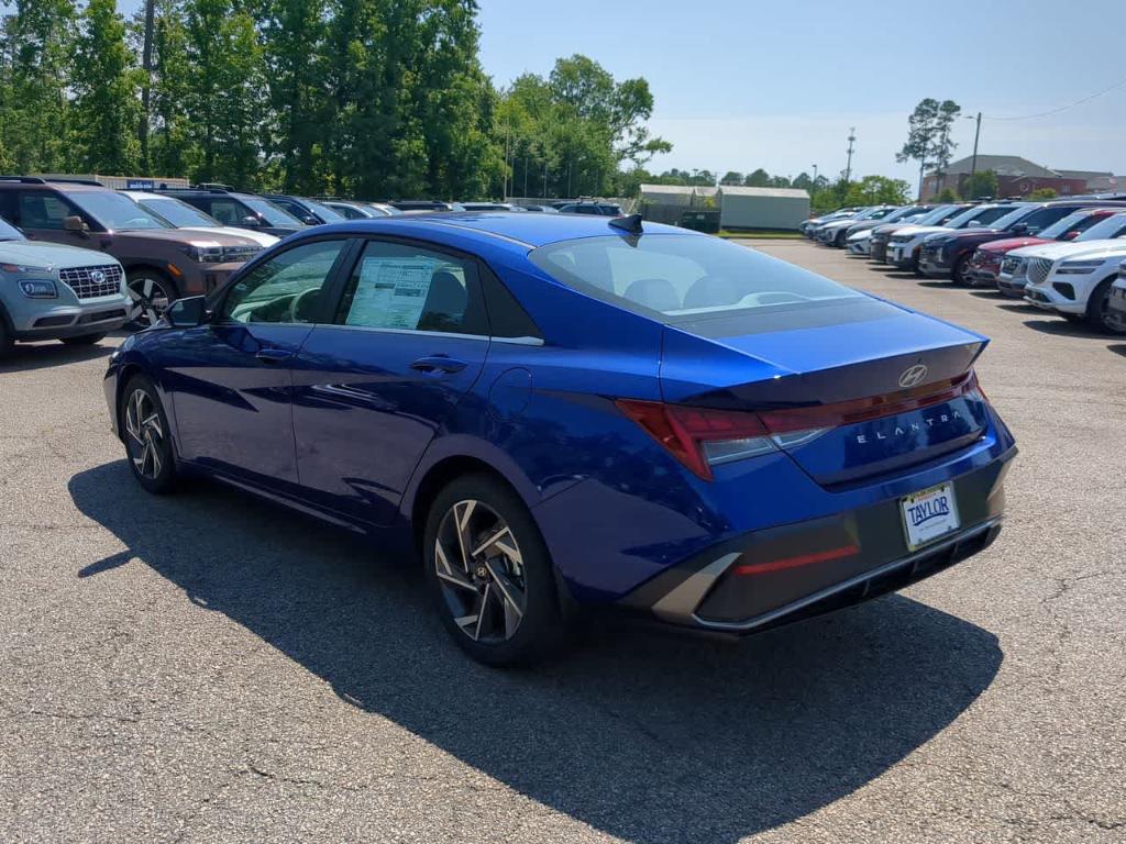 new 2025 Hyundai Elantra car, priced at $27,585