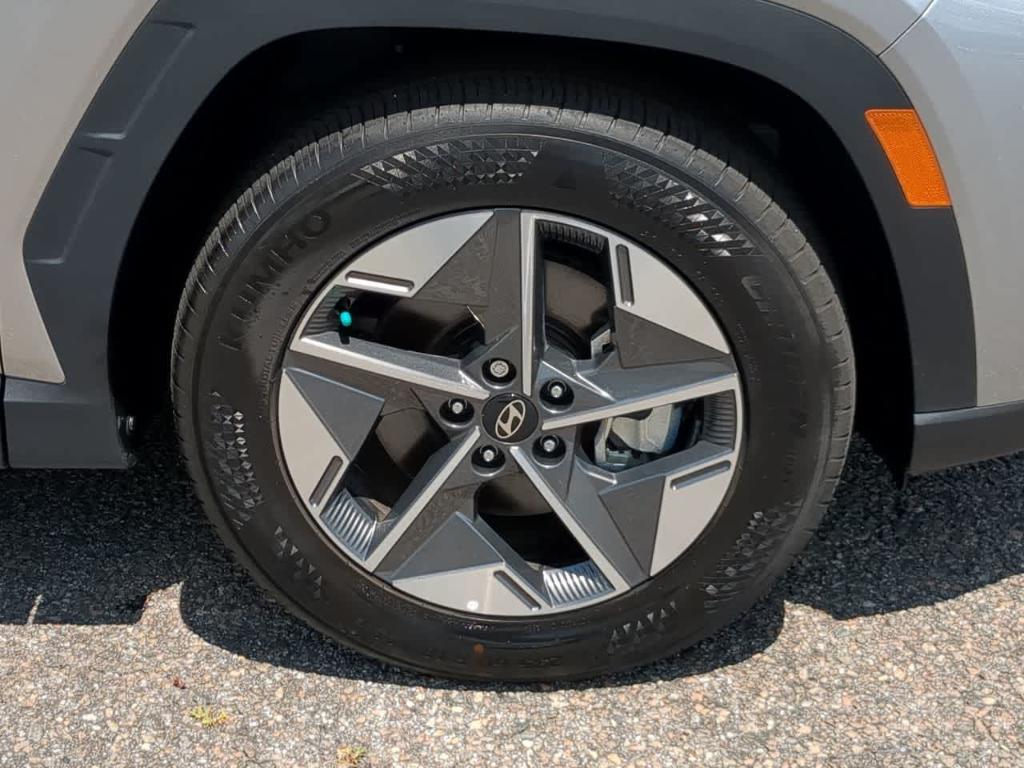 used 2025 Hyundai Tucson car