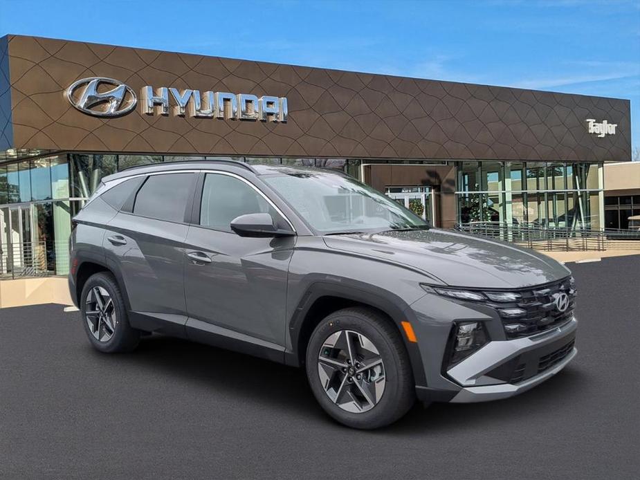 new 2025 Hyundai Tucson car, priced at $32,130