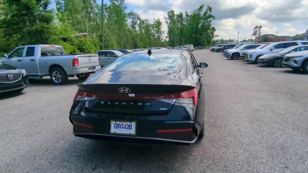 new 2025 Hyundai ELANTRA HEV car, priced at $30,310