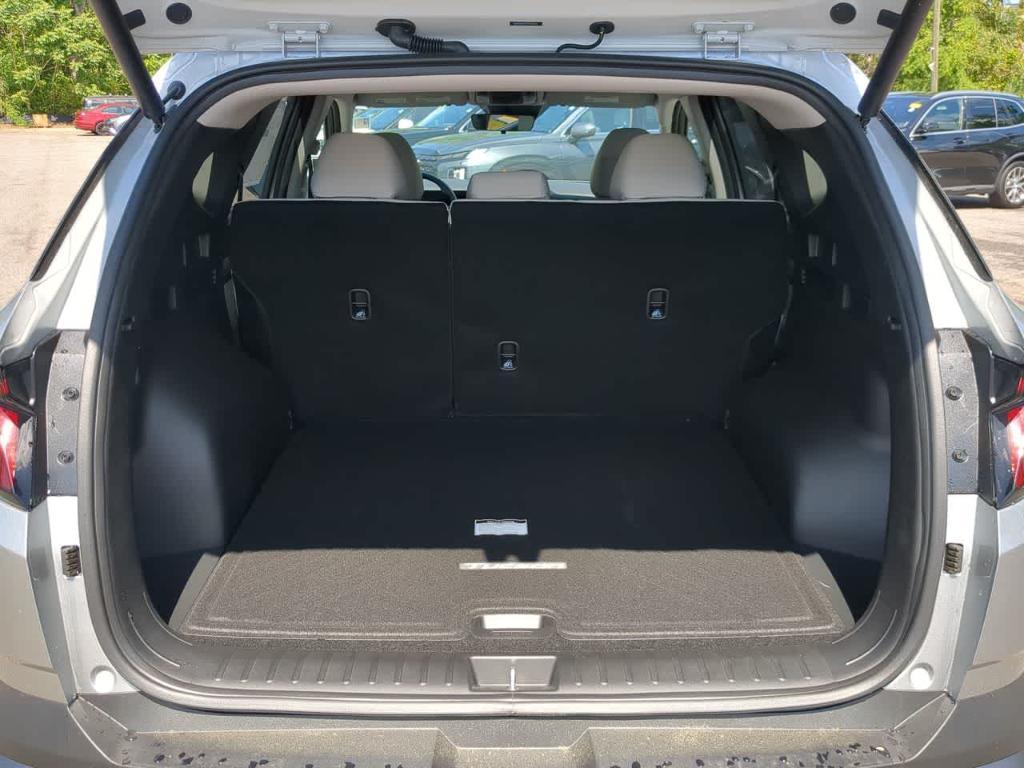 new 2025 Hyundai Tucson car, priced at $32,725