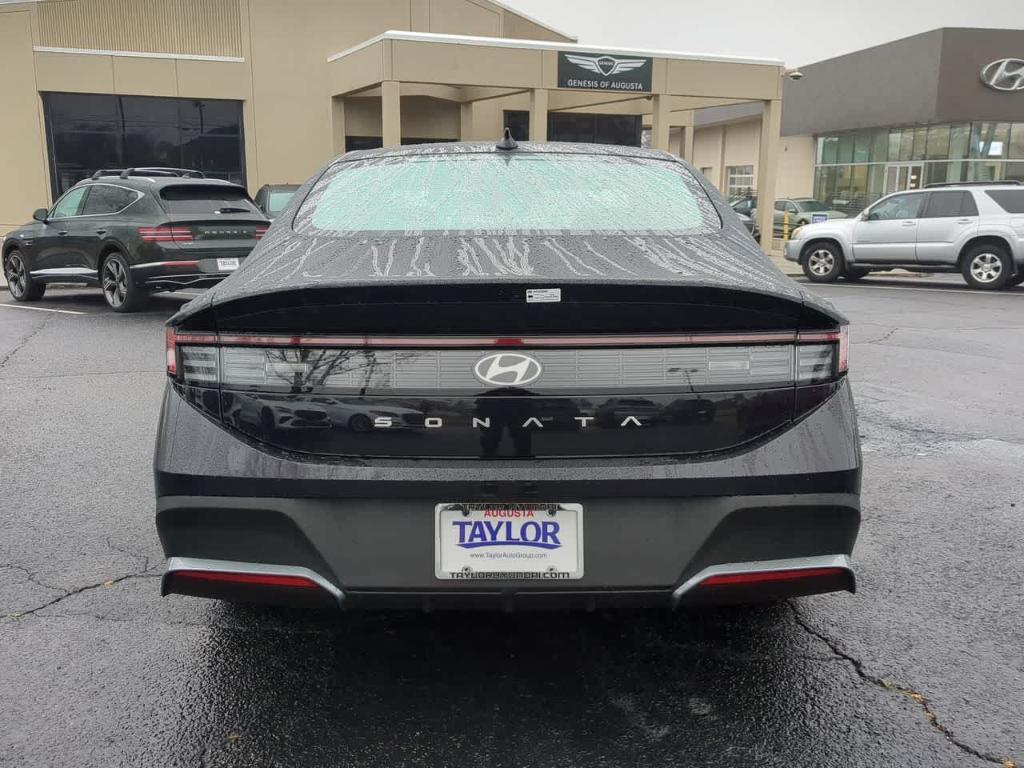 new 2025 Hyundai Sonata car, priced at $27,135