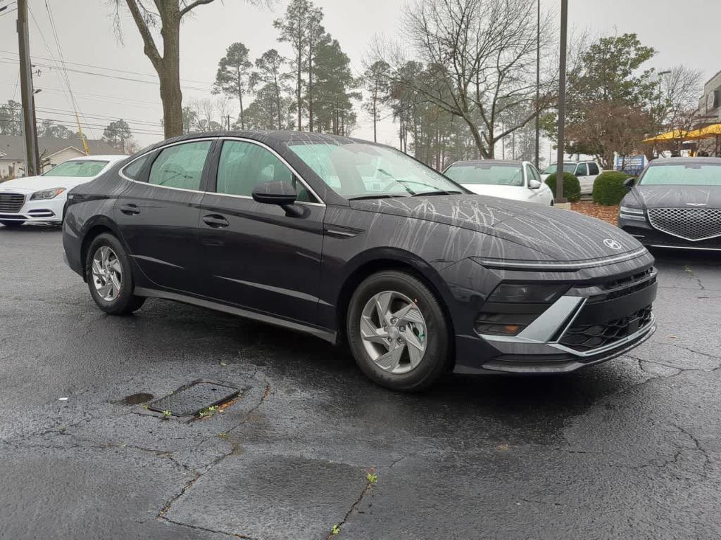 new 2025 Hyundai Sonata car, priced at $28,385