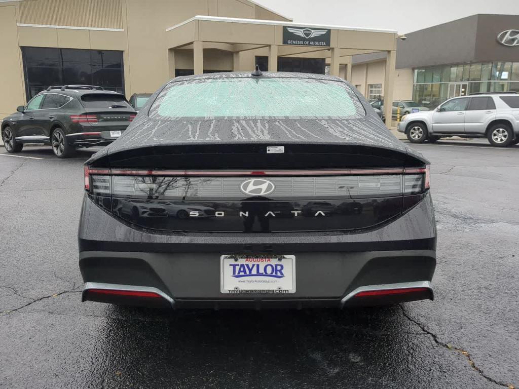 new 2025 Hyundai Sonata car, priced at $28,385