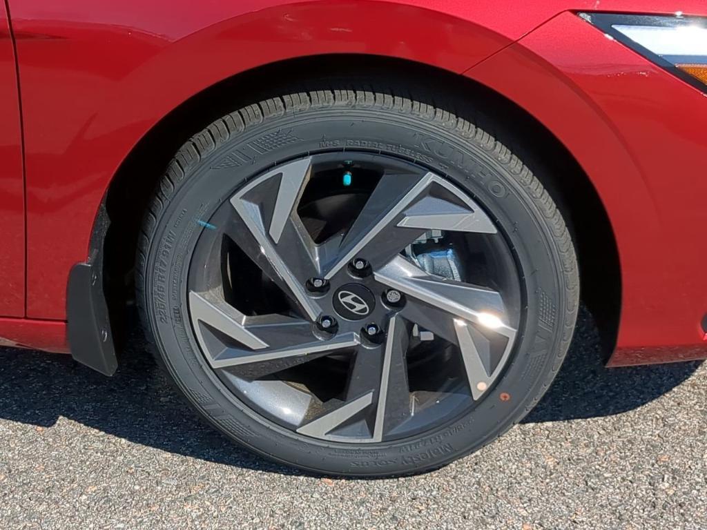 new 2025 Hyundai Elantra car, priced at $25,510