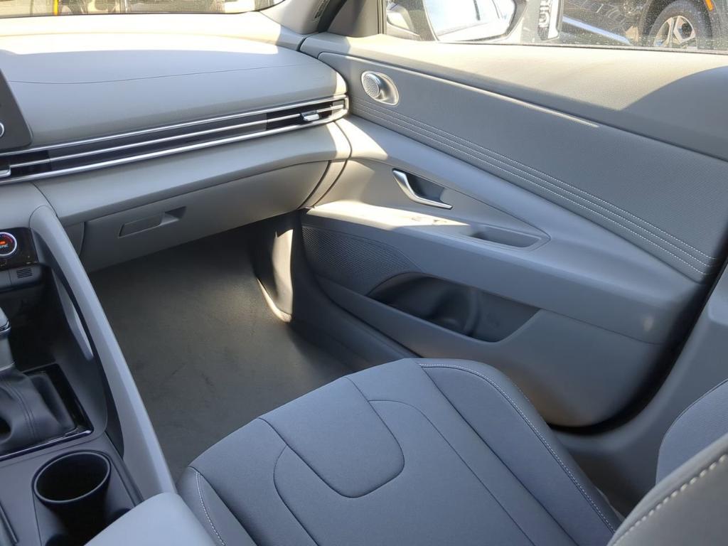 new 2025 Hyundai Elantra car, priced at $25,510