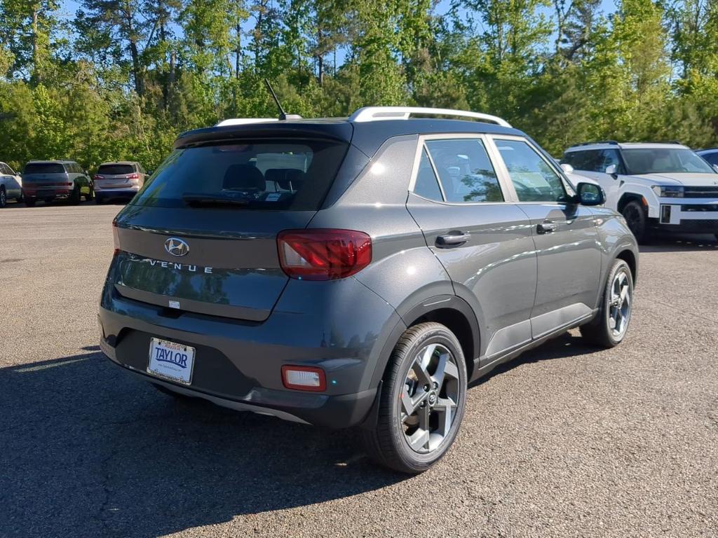 new 2025 Hyundai Venue car, priced at $25,540