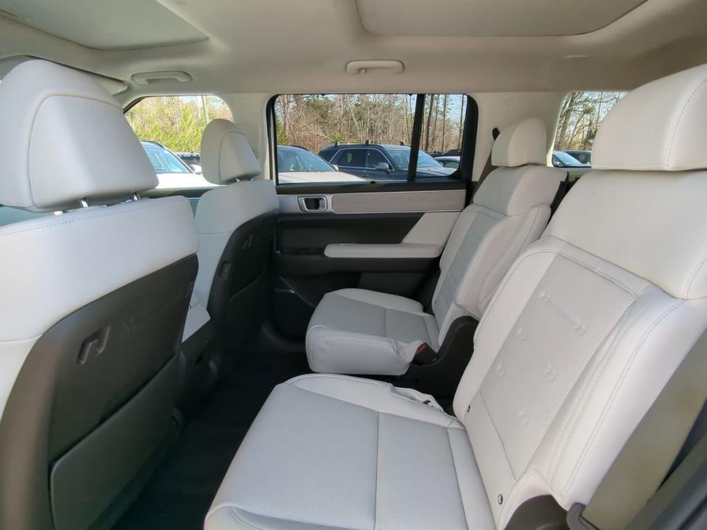 new 2025 Hyundai Santa Fe car, priced at $50,075